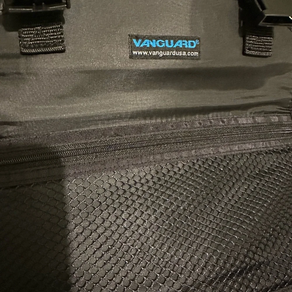 Black Camera Leather Bag with Secure Pockets